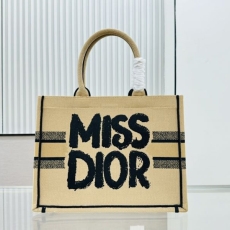 Christian Dior Shopping Bags